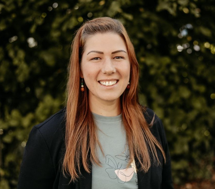 contactPerson.contactPerson.title